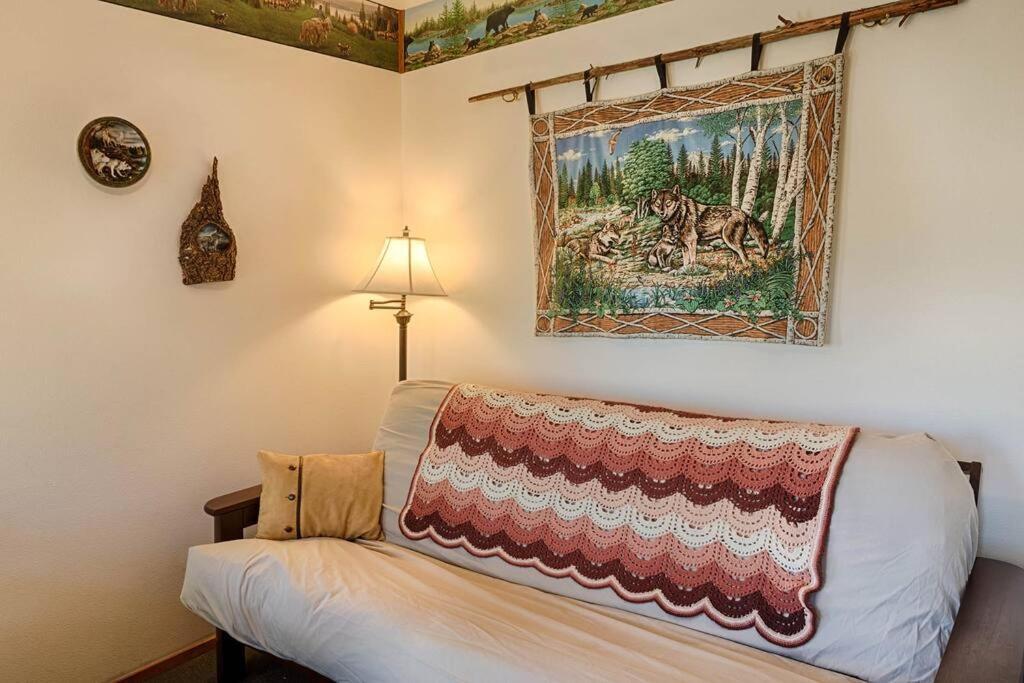 Wilderness Cabin - Eden Valley Oroville Екстериор снимка