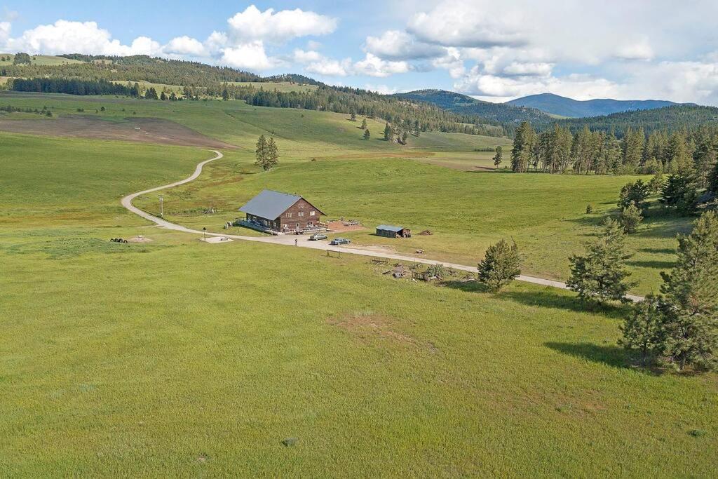 Wilderness Cabin - Eden Valley Oroville Екстериор снимка