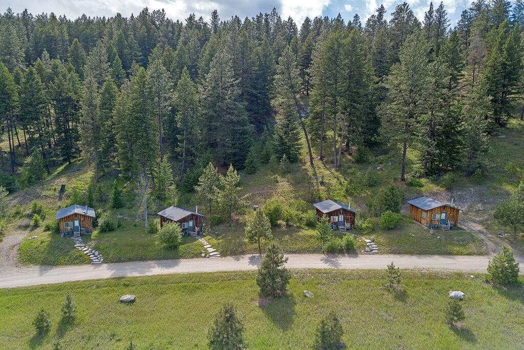 Wilderness Cabin - Eden Valley Oroville Екстериор снимка